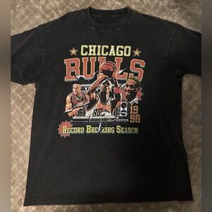Chicago Bulls Graphic Shirt